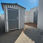 Сasa de vacaciones Maison Neuve Proche De La *
