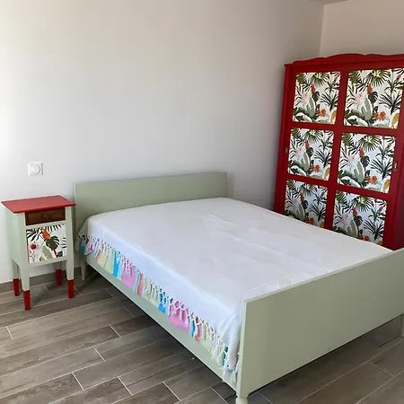 Maison Neuve Proche De La *